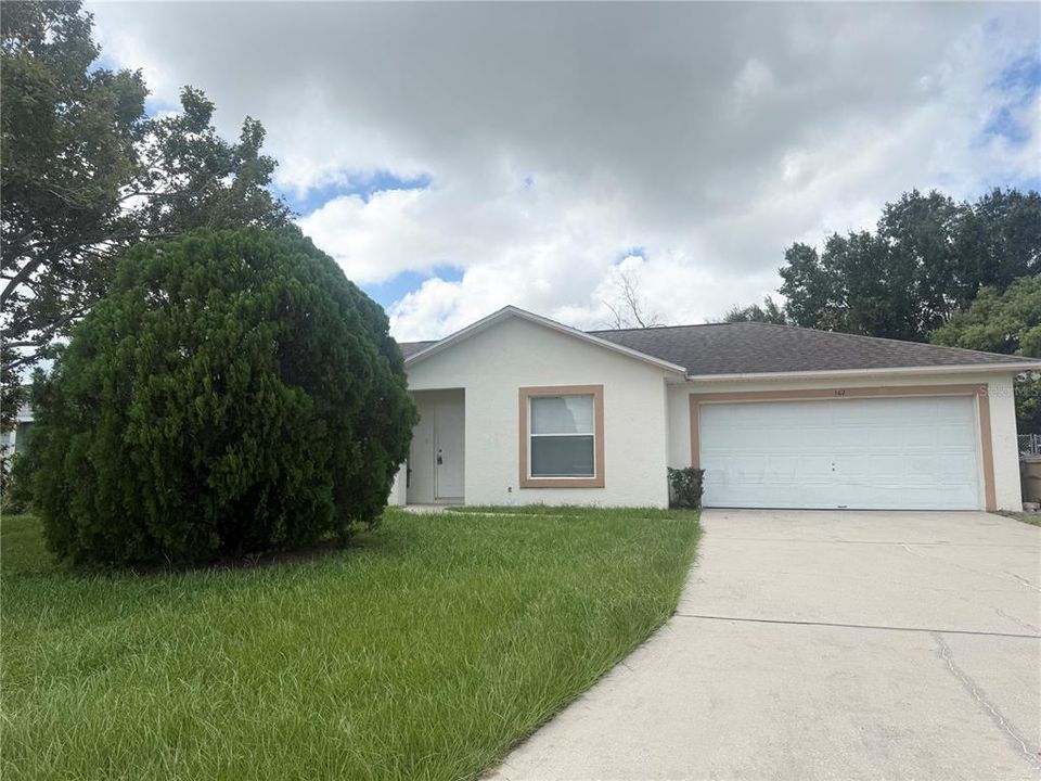 For Rent: $1,950 (3 beds, 2 baths, 1132 Square Feet)