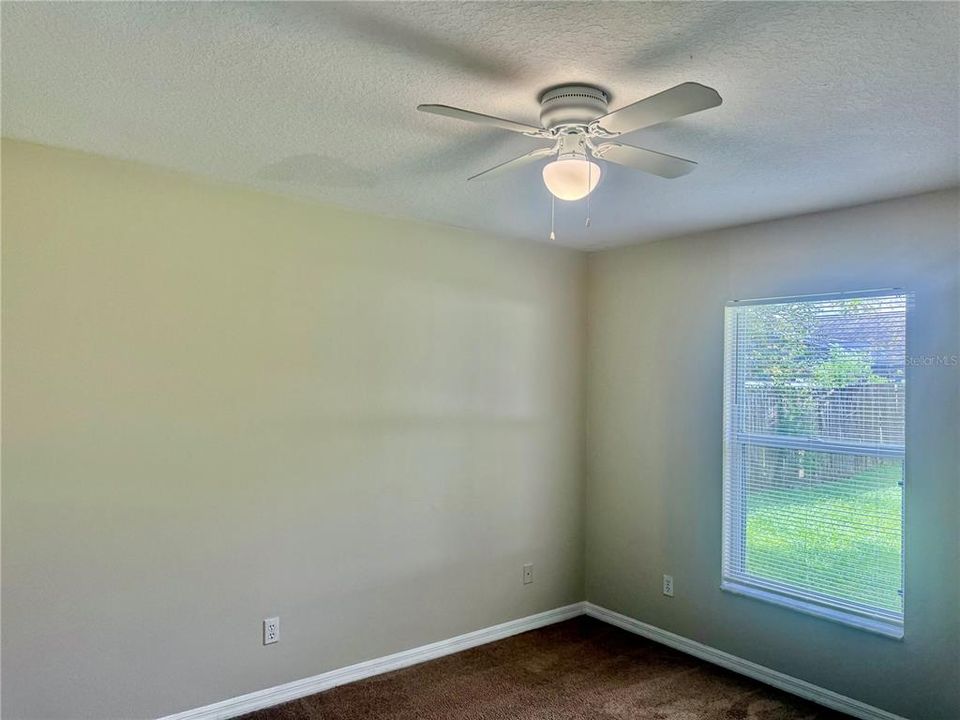 For Rent: $1,950 (3 beds, 2 baths, 1132 Square Feet)