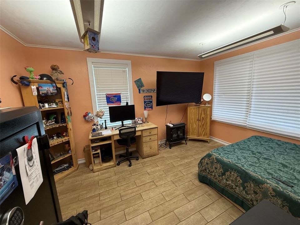 En Venta: $380,000 (0 camas, 0 baños, 1186 Pies cuadrados)