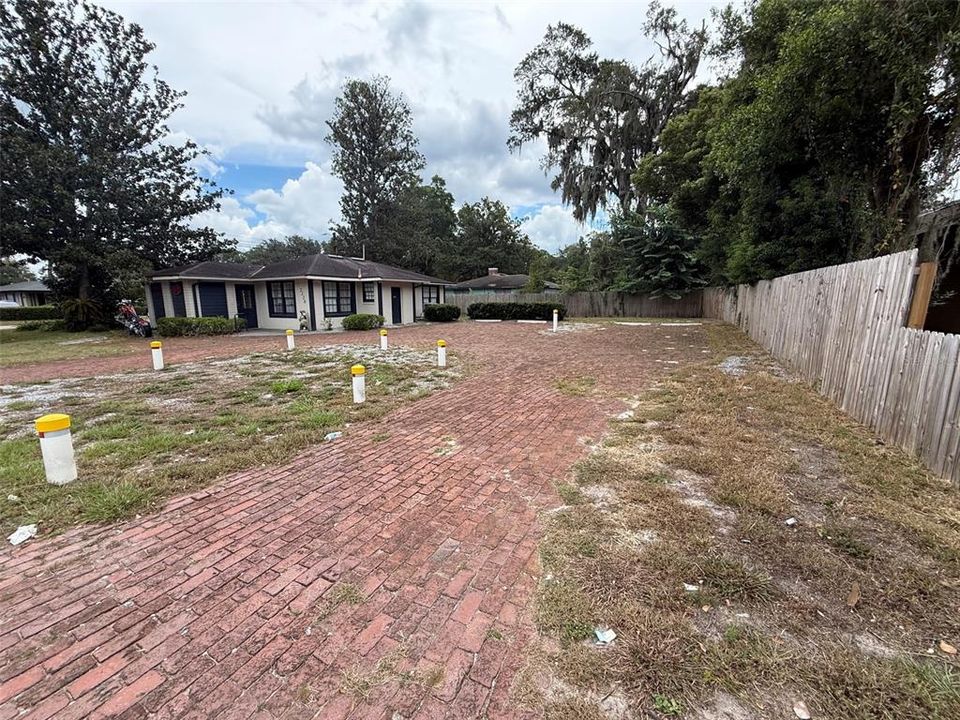 En Venta: $380,000 (0 camas, 0 baños, 1186 Pies cuadrados)