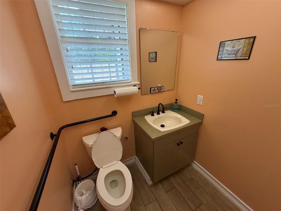 En Venta: $380,000 (0 camas, 0 baños, 1186 Pies cuadrados)