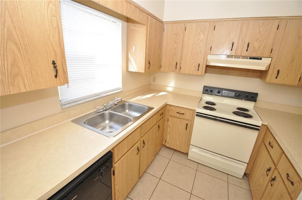 En Renta: $1,395 (2 camas, 2 baños, 1008 Pies cuadrados)