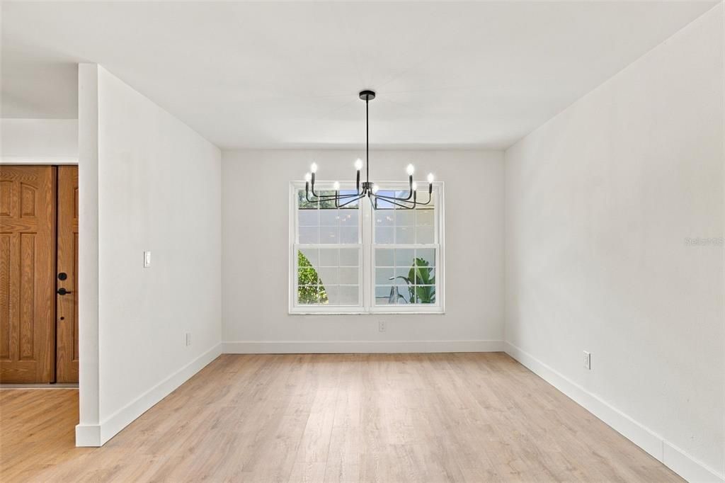 For Sale: $822,900 (4 beds, 3 baths, 2142 Square Feet)