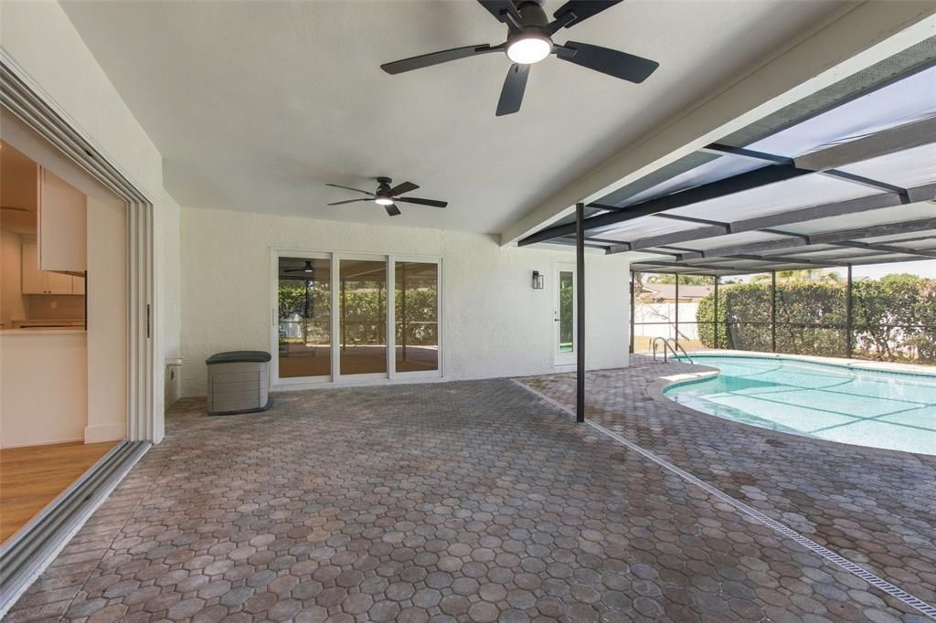 For Sale: $822,900 (4 beds, 3 baths, 2142 Square Feet)