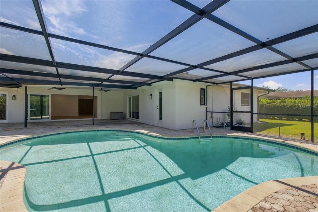 For Sale: $822,900 (4 beds, 3 baths, 2142 Square Feet)