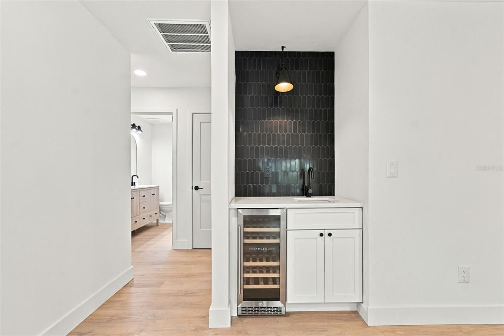 For Sale: $822,900 (4 beds, 3 baths, 2142 Square Feet)