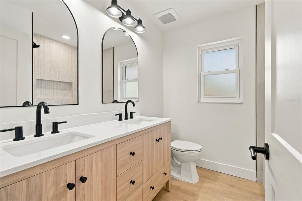 For Sale: $822,900 (4 beds, 3 baths, 2142 Square Feet)