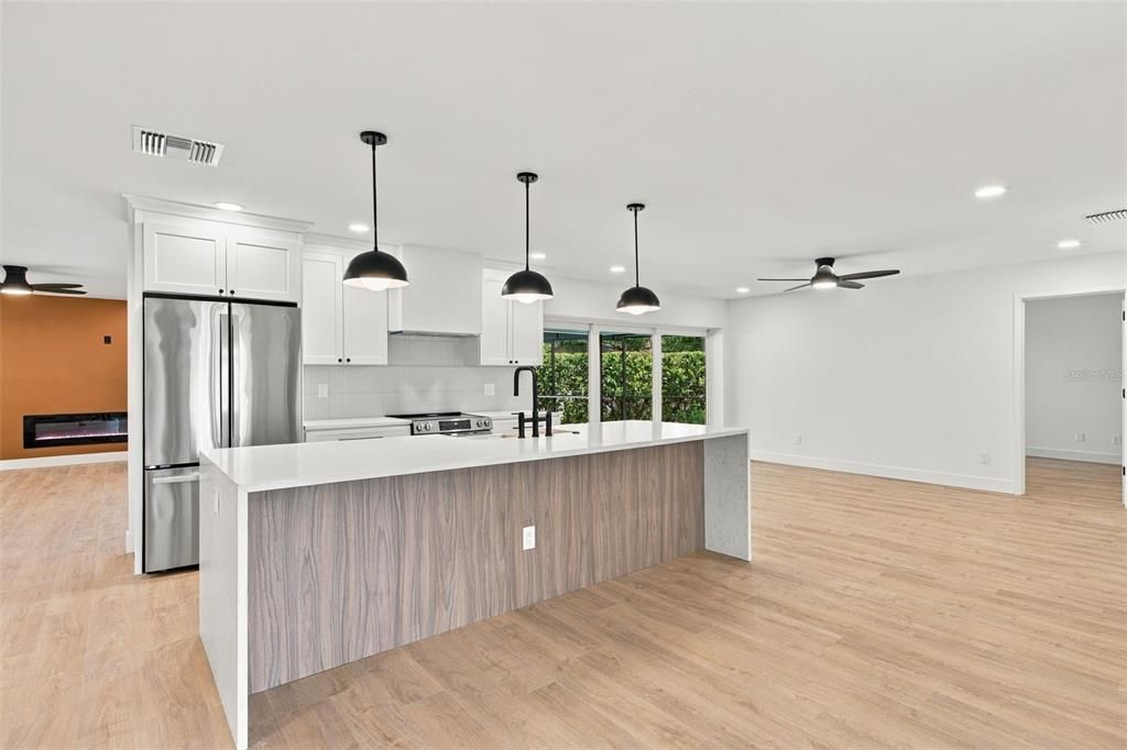 For Sale: $822,900 (4 beds, 3 baths, 2142 Square Feet)