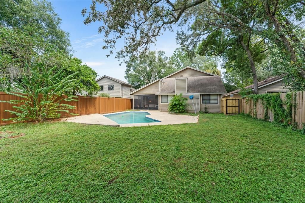 For Sale: $475,000 (3 beds, 2 baths, 1928 Square Feet)