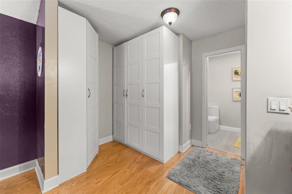 For Sale: $475,000 (3 beds, 2 baths, 1928 Square Feet)