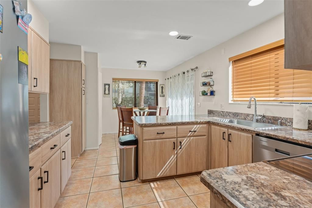 For Sale: $475,000 (3 beds, 2 baths, 1928 Square Feet)
