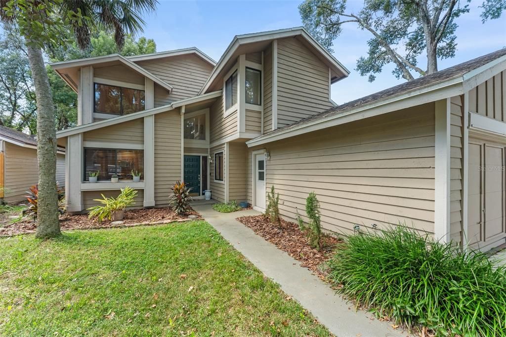 For Sale: $475,000 (3 beds, 2 baths, 1928 Square Feet)