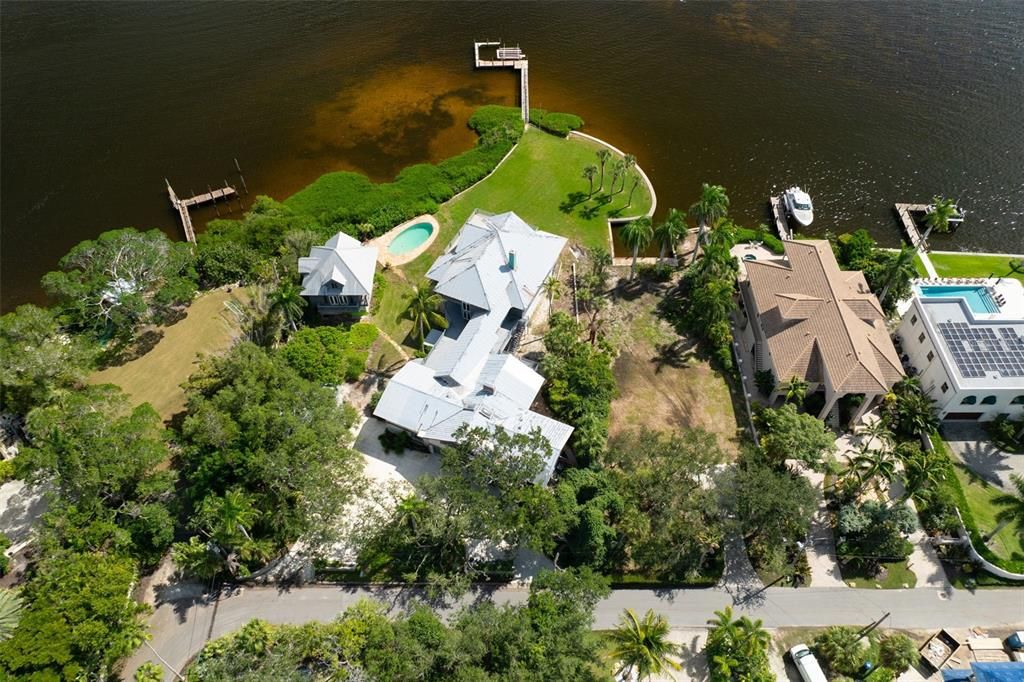На продажу: $10,890,000 (6 спален, 8 ванн, 8525 Квадратных фут)