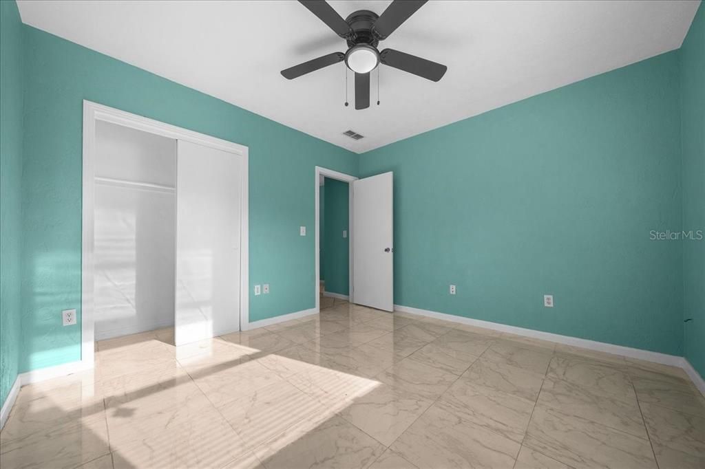 For Sale: $249,400 (3 beds, 1 baths, 1340 Square Feet)