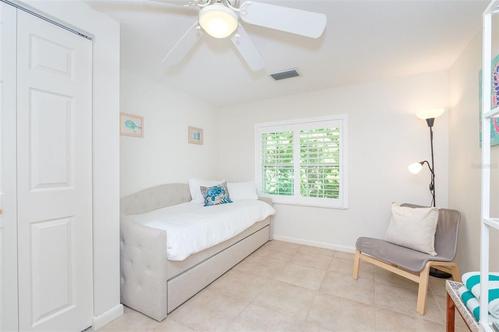 For Sale: $460,000 (3 beds, 2 baths, 1448 Square Feet)