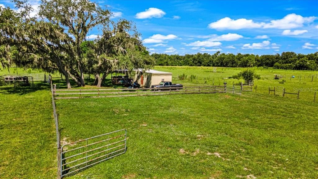 待售: $14,500,000 (4 贝兹, 3 浴室, 2400 平方英尺)