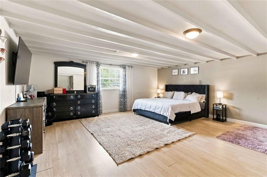 На продажу: $450,000 (3 спален, 2 ванн, 1941 Квадратных фут)