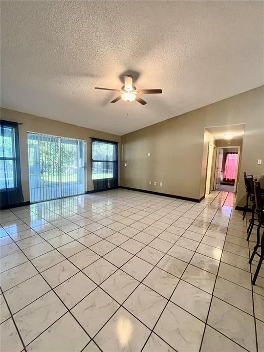 For Rent: $1,925 (3 beds, 2 baths, 1789 Square Feet)