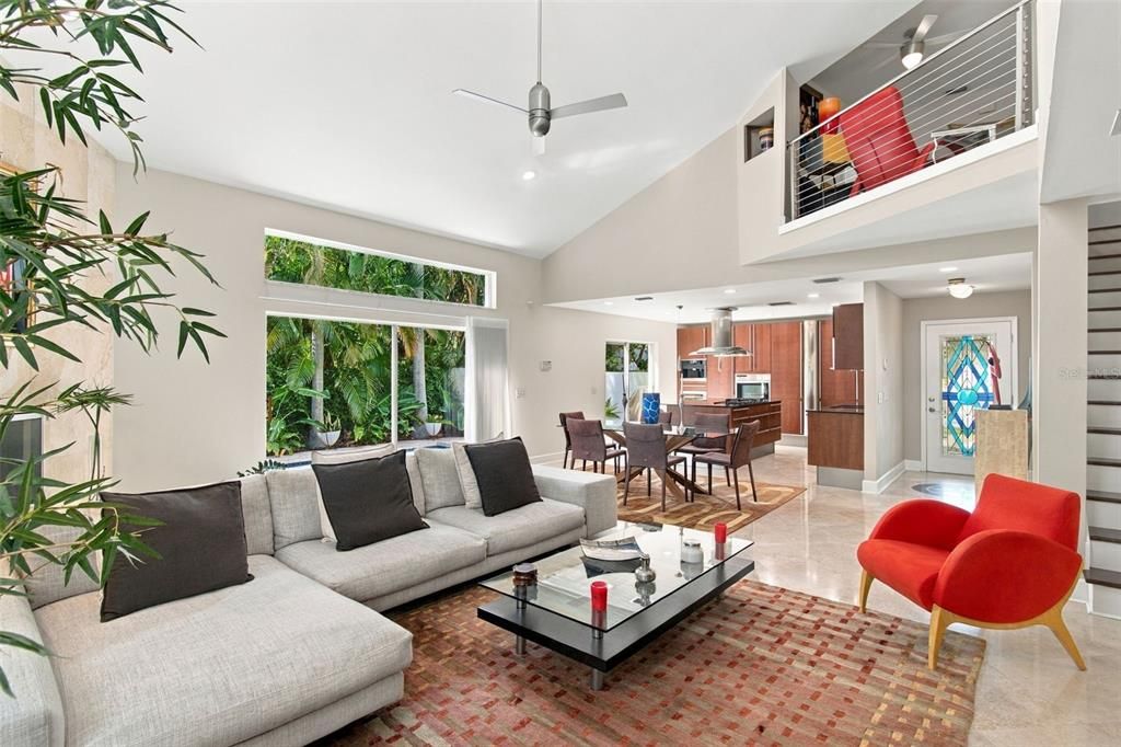Active With Contract: $924,500 (3 beds, 3 baths, 2074 Square Feet)