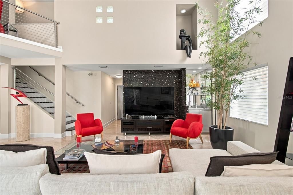 Active With Contract: $924,500 (3 beds, 3 baths, 2074 Square Feet)