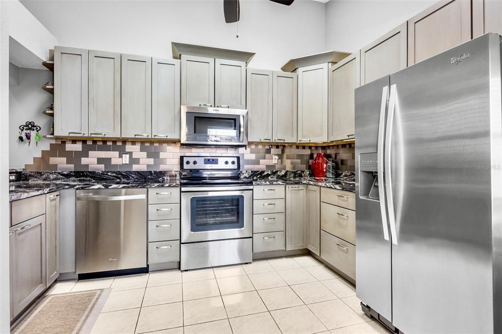En Venta: $249,000 (2 camas, 2 baños, 1089 Pies cuadrados)