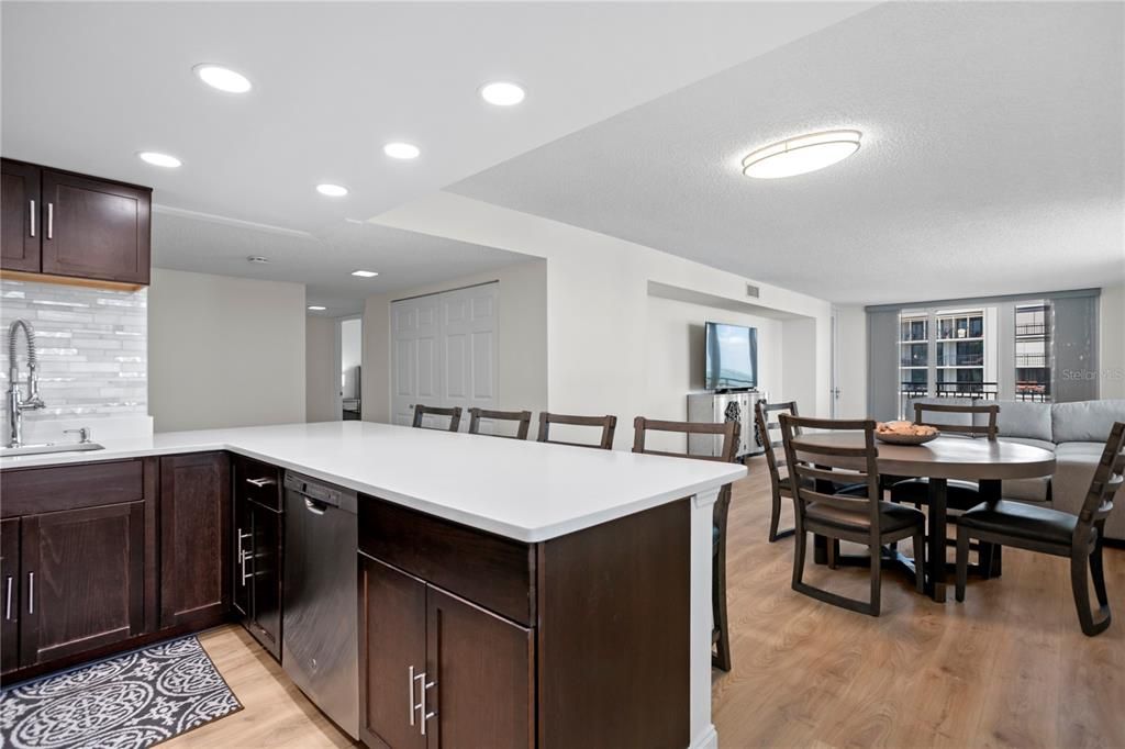 For Rent: $3,995 (2 beds, 2 baths, 1380 Square Feet)