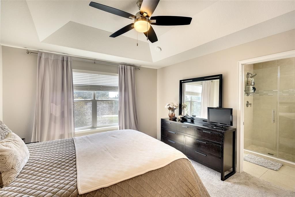 For Sale: $310,000 (3 beds, 2 baths, 1564 Square Feet)