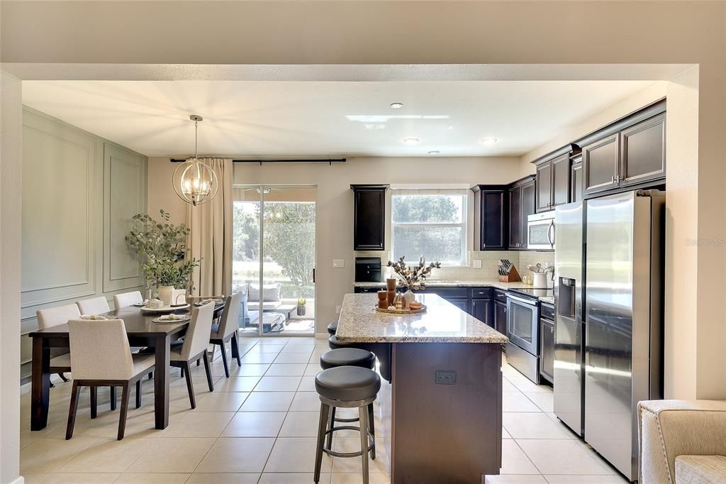 For Sale: $310,000 (3 beds, 2 baths, 1564 Square Feet)