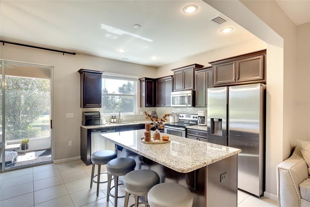 For Sale: $310,000 (3 beds, 2 baths, 1564 Square Feet)