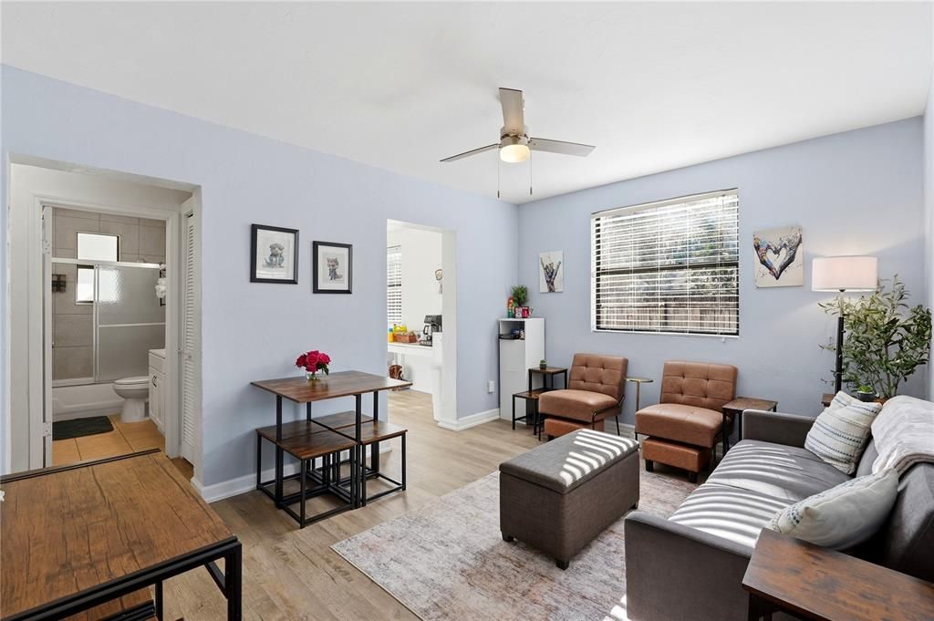 En Venta: $274,900 (2 camas, 1 baños, 754 Pies cuadrados)
