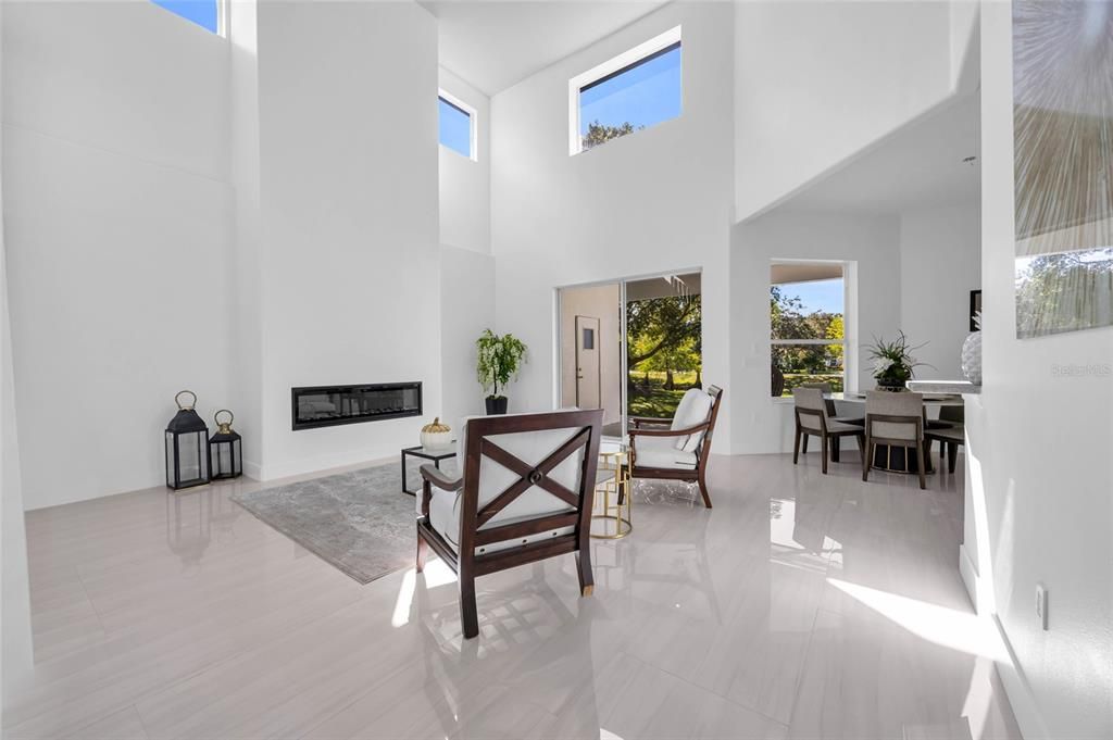 En Venta: $775,000 (5 camas, 4 baños, 3376 Pies cuadrados)