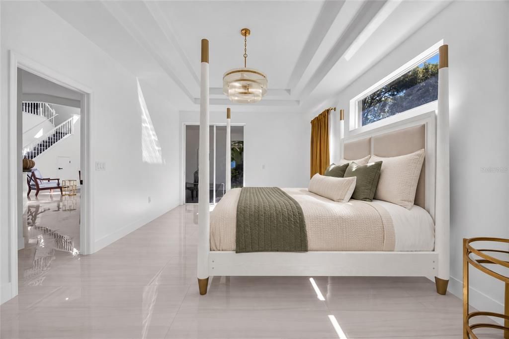 En Venta: $775,000 (5 camas, 4 baños, 3376 Pies cuadrados)
