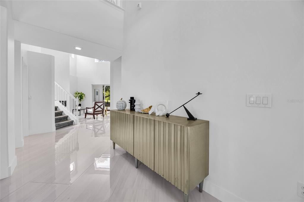 En Venta: $775,000 (5 camas, 4 baños, 3376 Pies cuadrados)