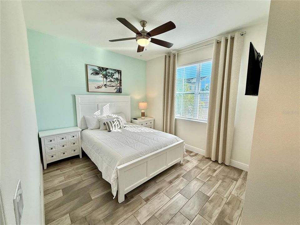 For Rent: $3,250 (3 beds, 3 baths, 1550 Square Feet)