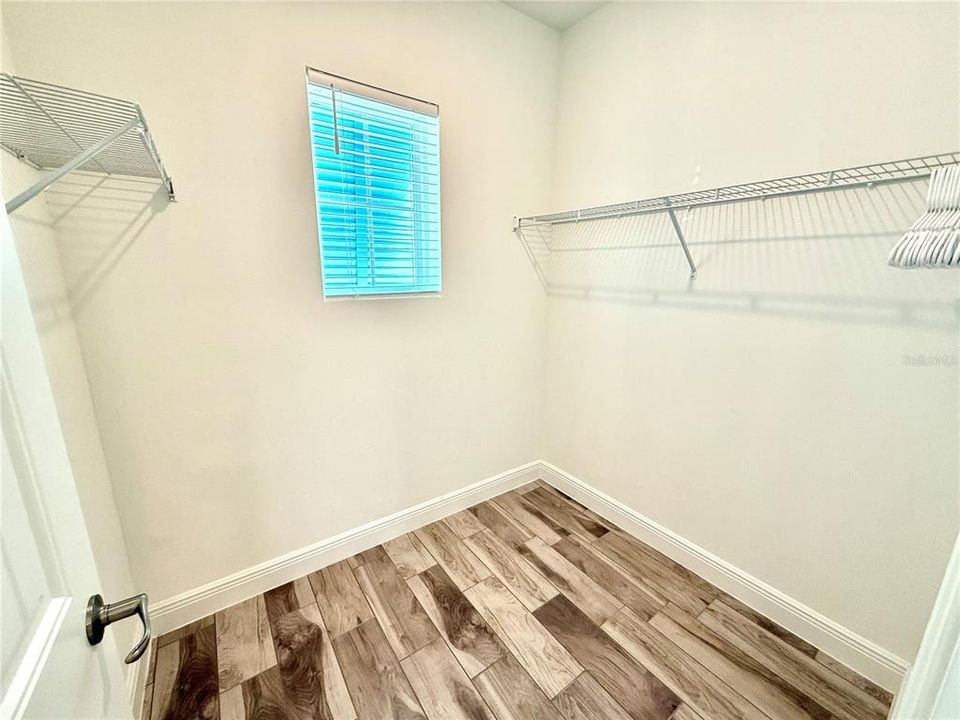 For Rent: $3,250 (3 beds, 3 baths, 1550 Square Feet)