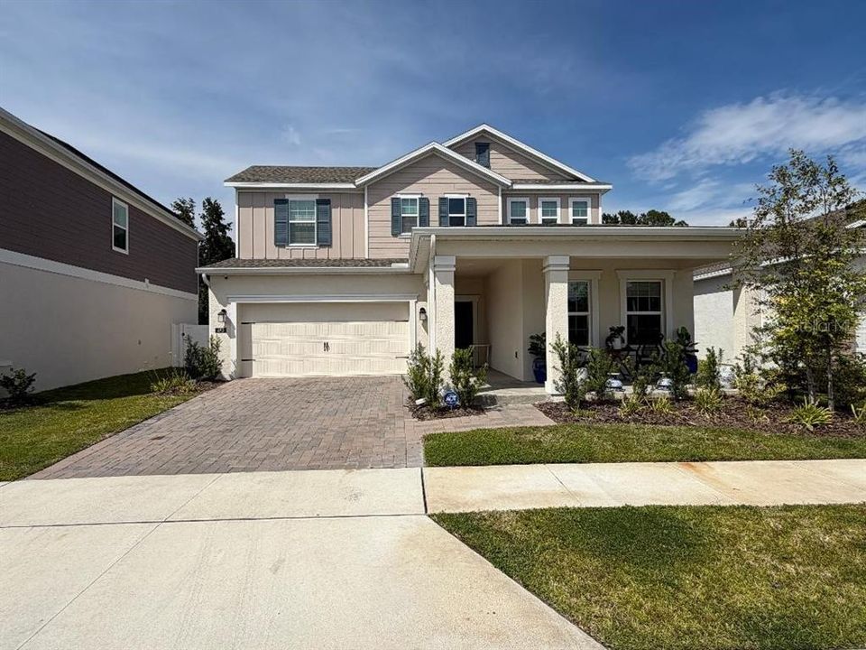 For Rent: $3,000 (3 beds, 3 baths, 2900 Square Feet)