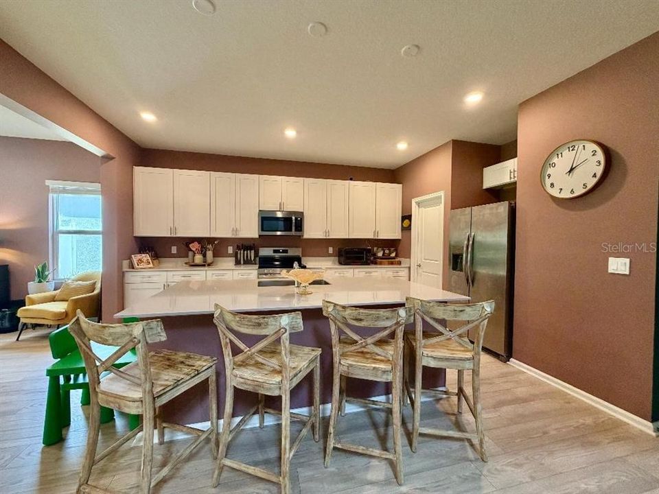 For Rent: $3,000 (3 beds, 3 baths, 2900 Square Feet)