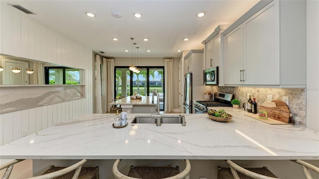 For Sale: $526,990 (2 beds, 2 baths, 1856 Square Feet)