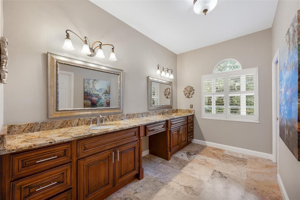 For Sale: $1,330,000 (4 beds, 2 baths, 2703 Square Feet)
