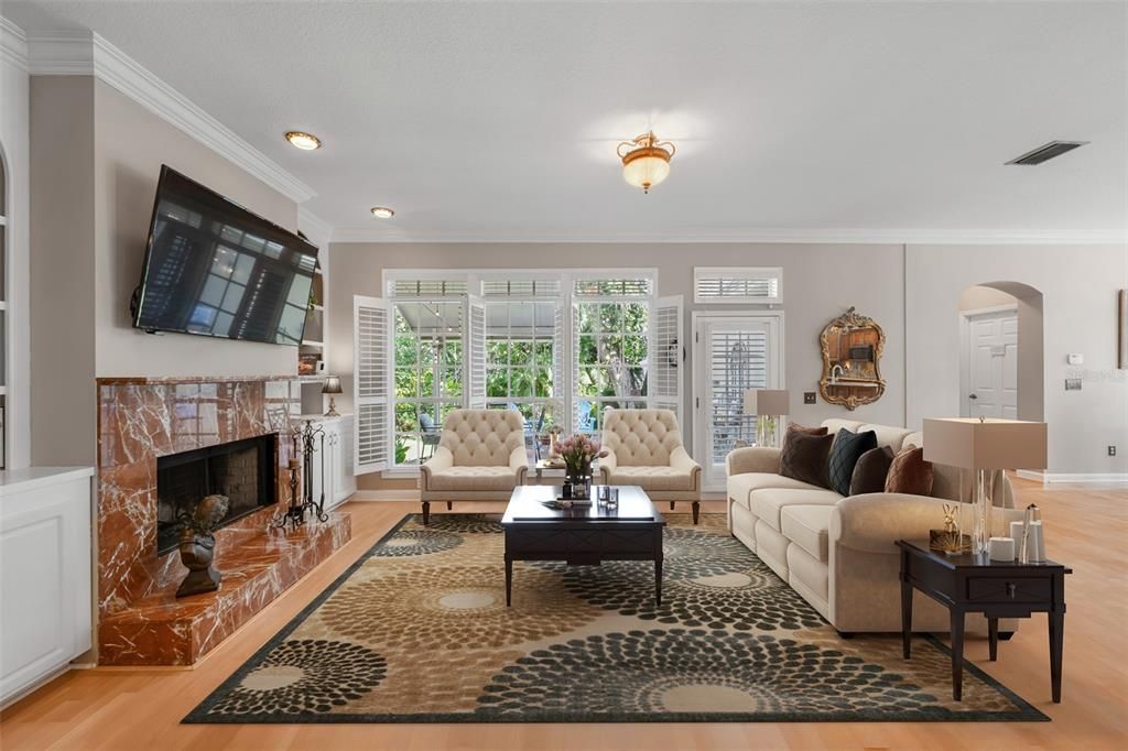 For Sale: $1,330,000 (4 beds, 2 baths, 2703 Square Feet)