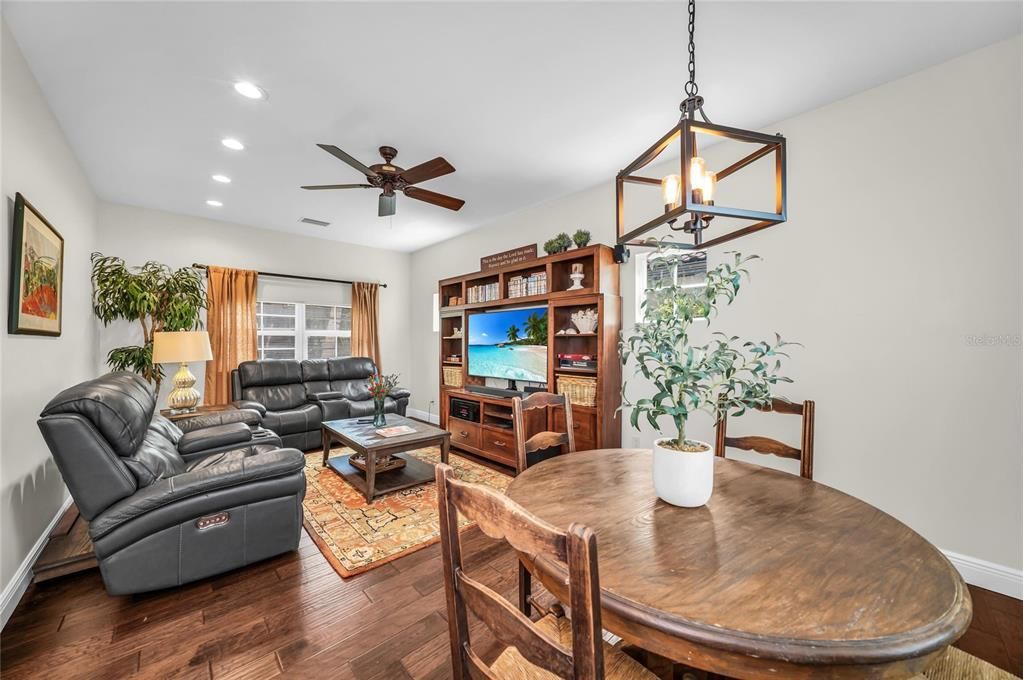 For Sale: $2,695,000 (5 beds, 5 baths, 3977 Square Feet)