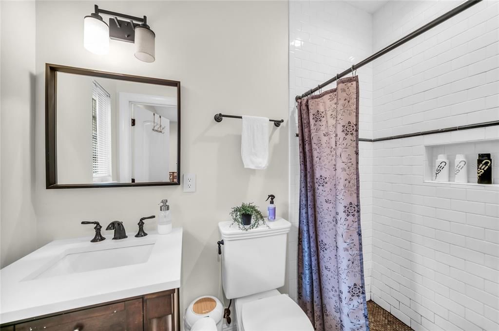For Sale: $2,695,000 (5 beds, 5 baths, 3977 Square Feet)