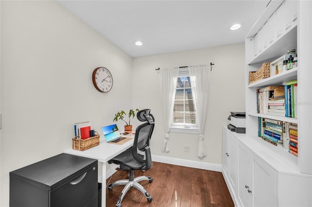 For Sale: $2,695,000 (5 beds, 5 baths, 3977 Square Feet)