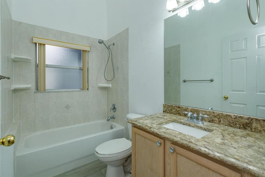 For Sale: $415,000 (2 beds, 2 baths, 1435 Square Feet)