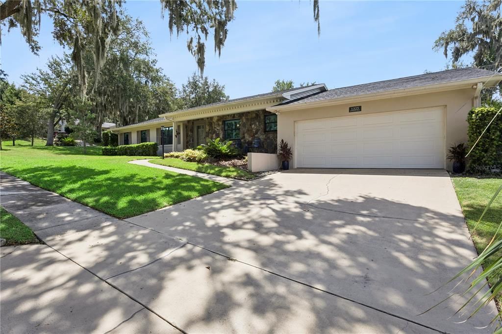 En Venta: $599,000 (3 camas, 3 baños, 1755 Pies cuadrados)