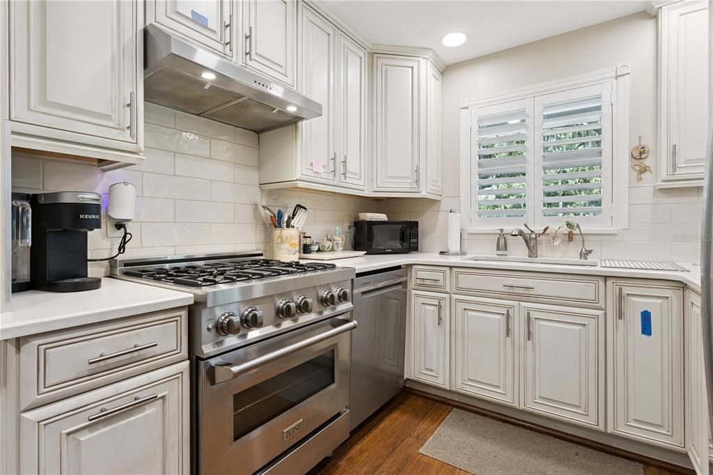 En Venta: $599,000 (3 camas, 3 baños, 1755 Pies cuadrados)