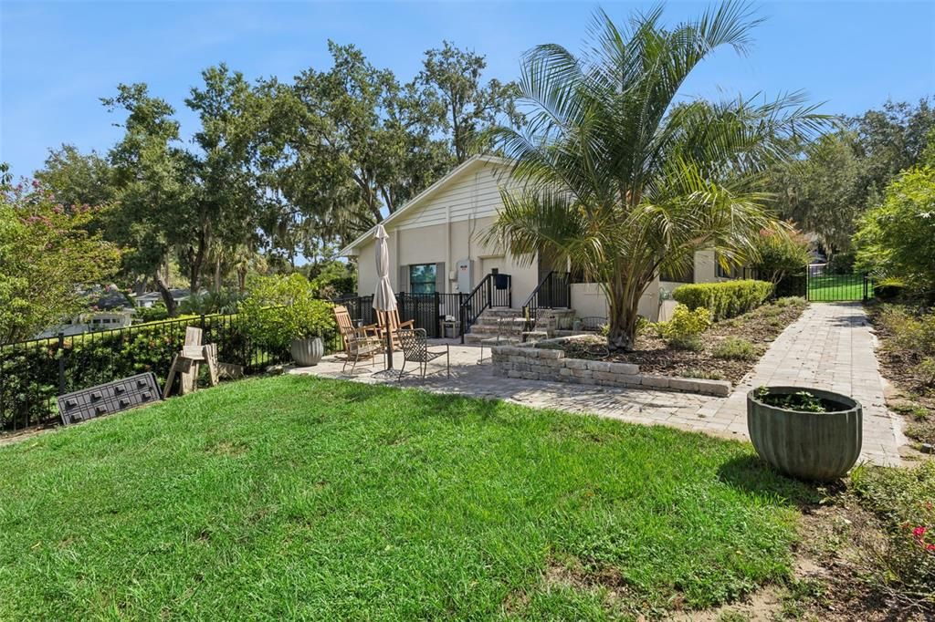 En Venta: $599,000 (3 camas, 3 baños, 1755 Pies cuadrados)