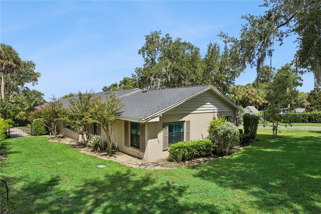 En Venta: $599,000 (3 camas, 3 baños, 1755 Pies cuadrados)