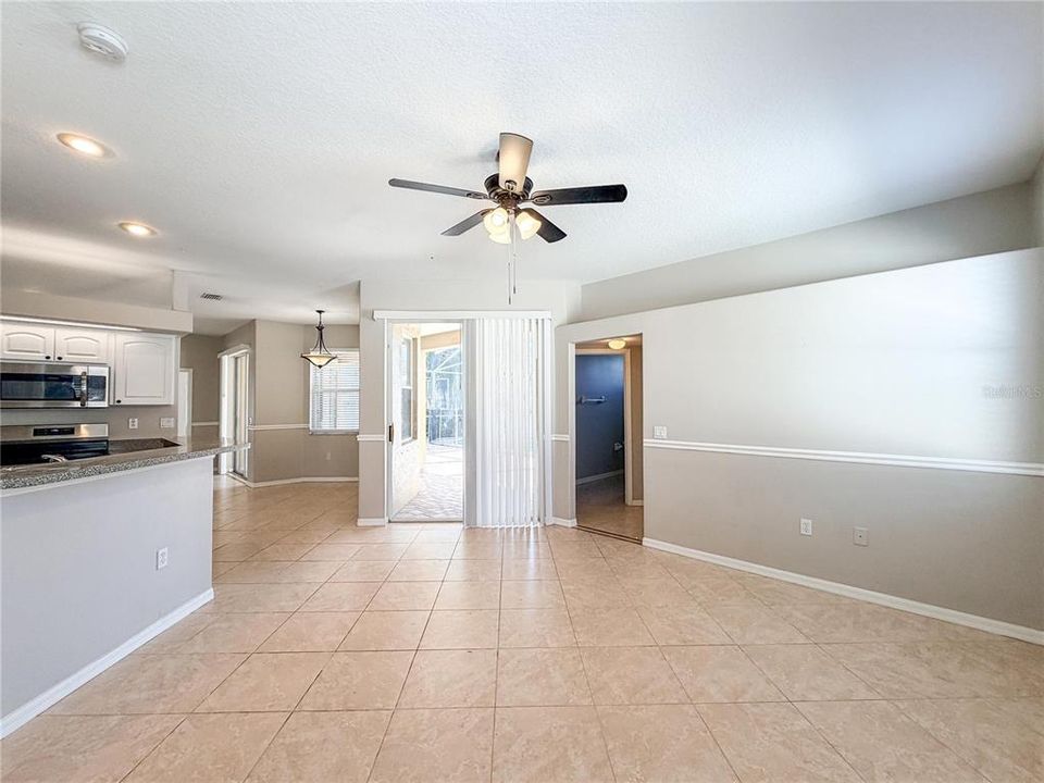 For Sale: $359,900 (3 beds, 2 baths, 1677 Square Feet)