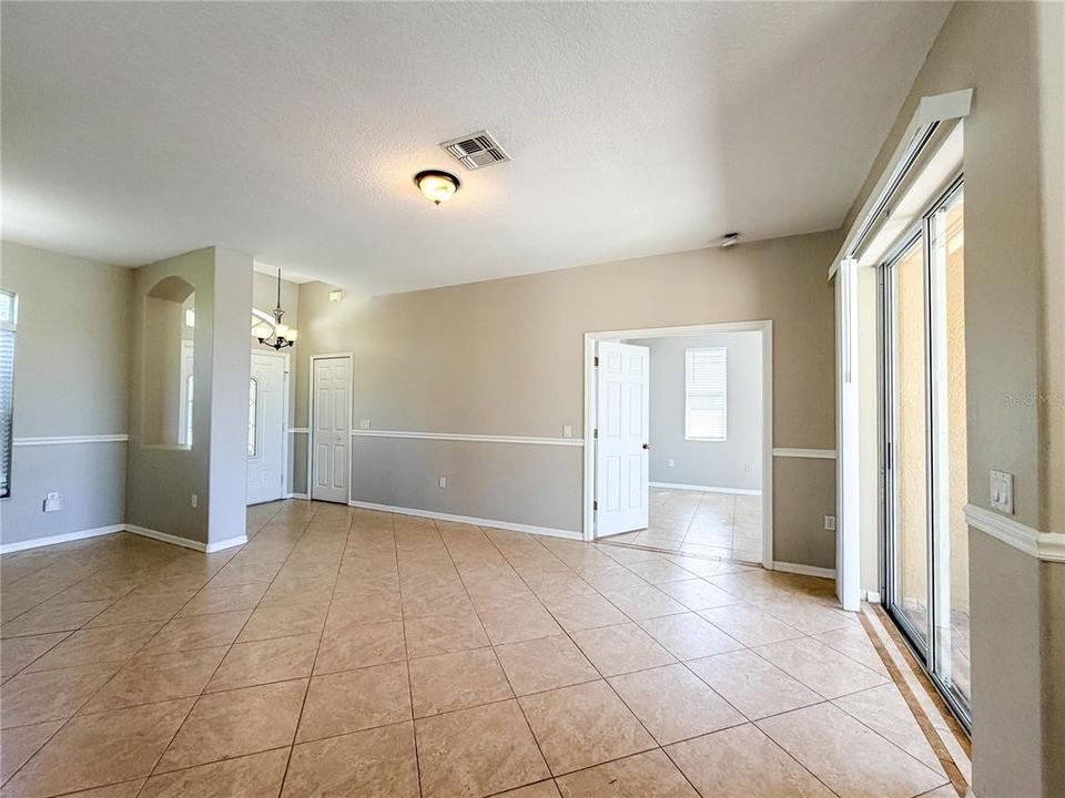 For Sale: $359,900 (3 beds, 2 baths, 1677 Square Feet)
